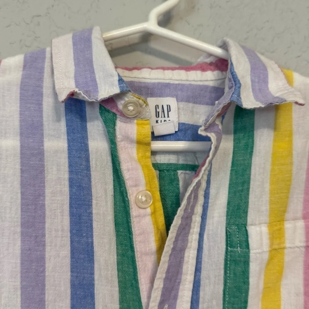 Gap Pastel Rainbow Striped Short Sleeve Button Down Casual Shirt